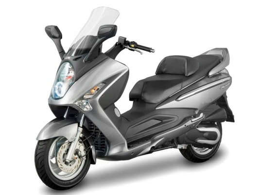 Фото скутера SYM GTS 250